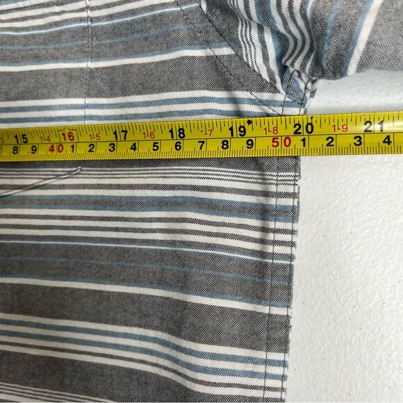 Quicksilver Stripe Short Sleeve Button Front Cotton Gray White Blue Men Large - Picture 11 of 14